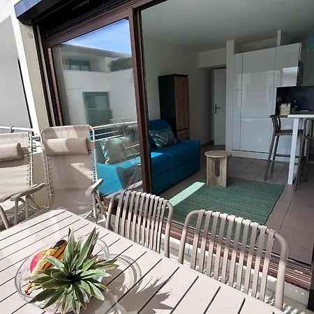 Sea Blue Les Rivages 아파트 아그